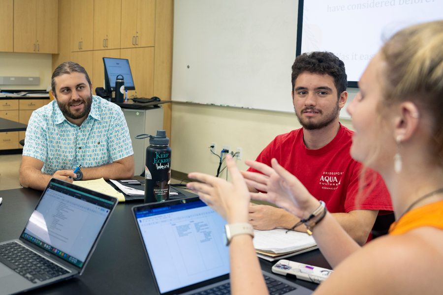 Visiting professor encourages student involvement - News | Eckerd College